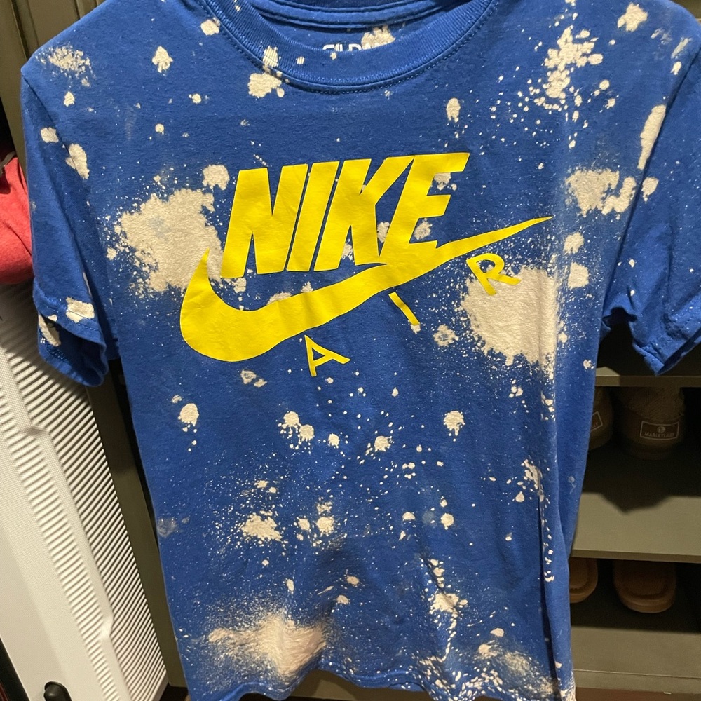 Nike air tee